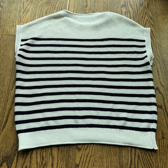 Loft Roll Neck Sleeveless Sweater Size L - Picture 2 of 4